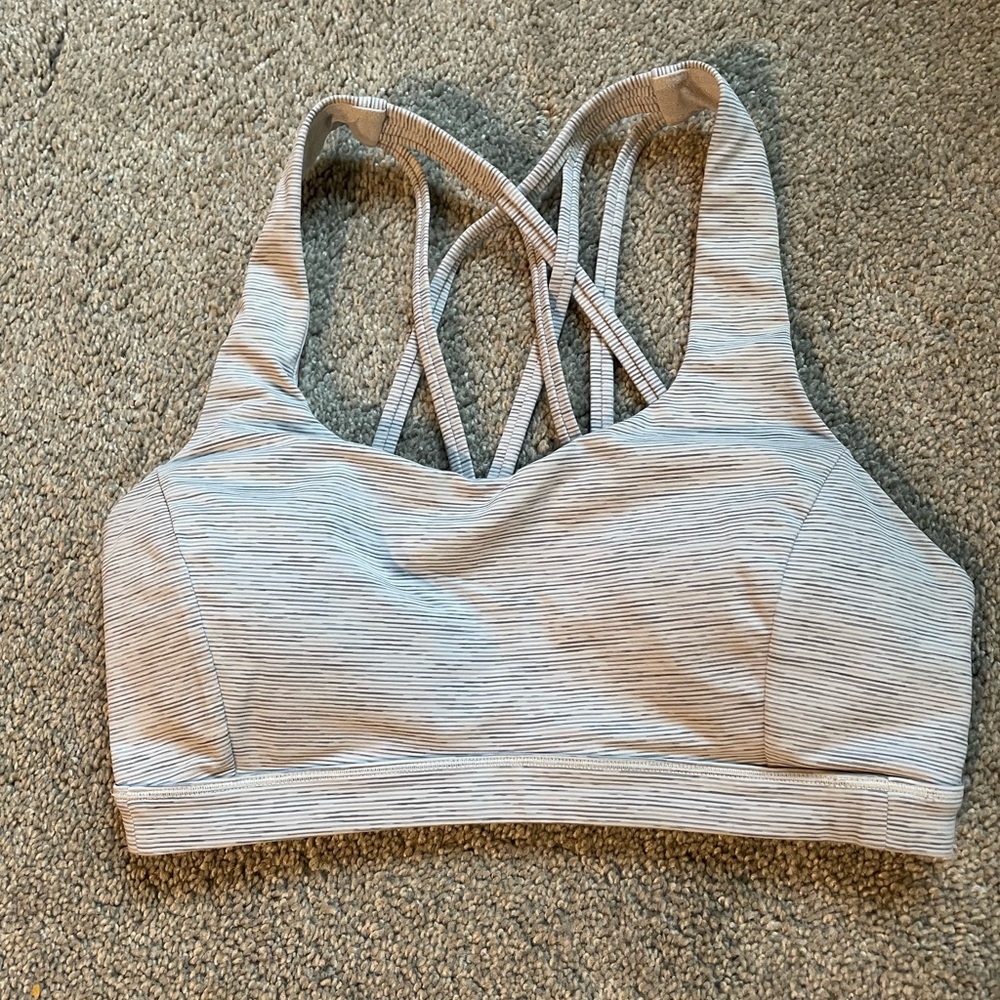 Lululemon Free to be Serene bra size 6